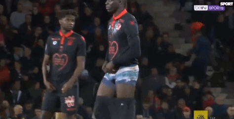 季后赛里 季后赛里